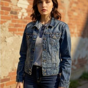 Women’s Lucky Brand Blue Denim Jacet Size Small